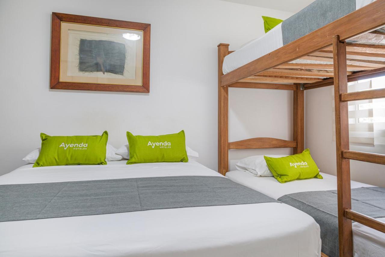 Hotel Boutique Laureles Home - Ayenda 1258 (Adults Only) Medellín Kültér fotó