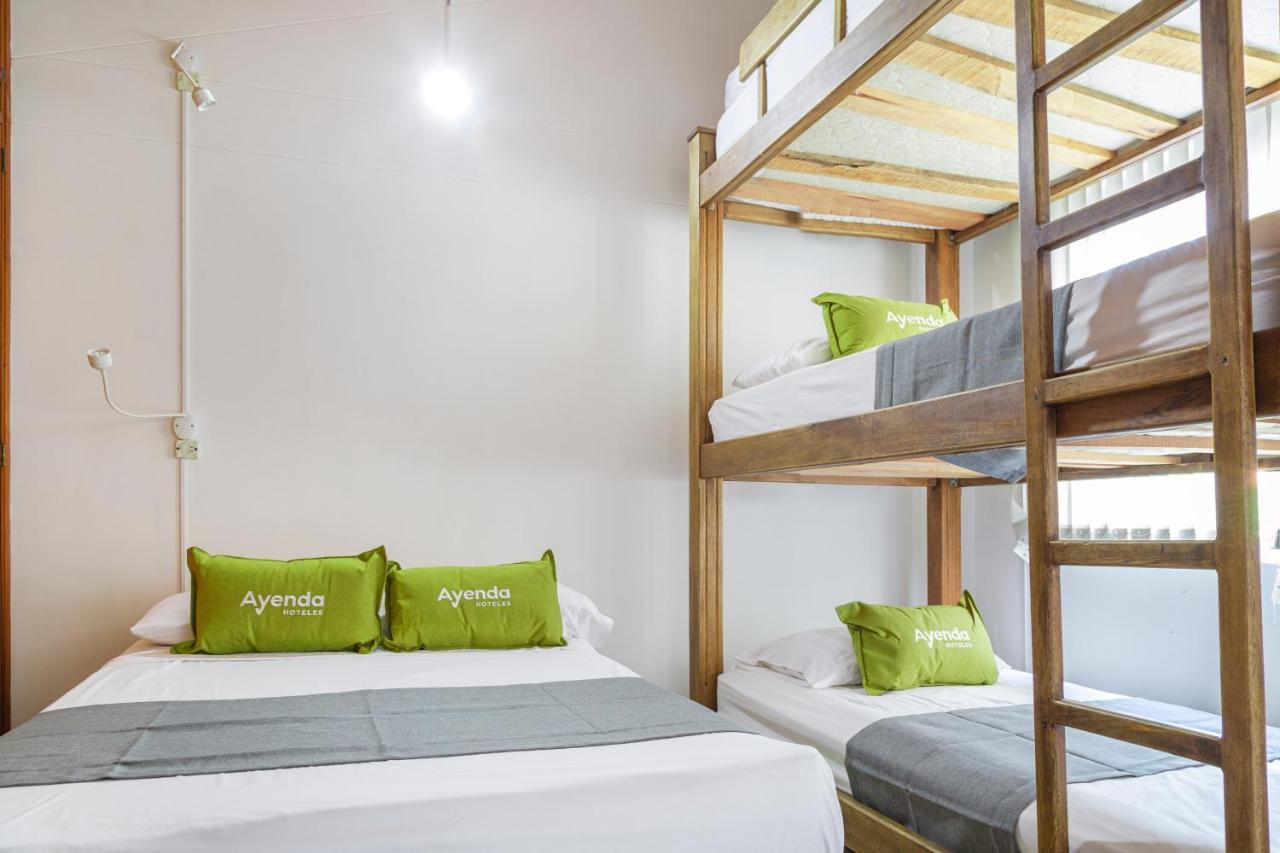 Hotel Boutique Laureles Home - Ayenda 1258 (Adults Only) Medellín Kültér fotó