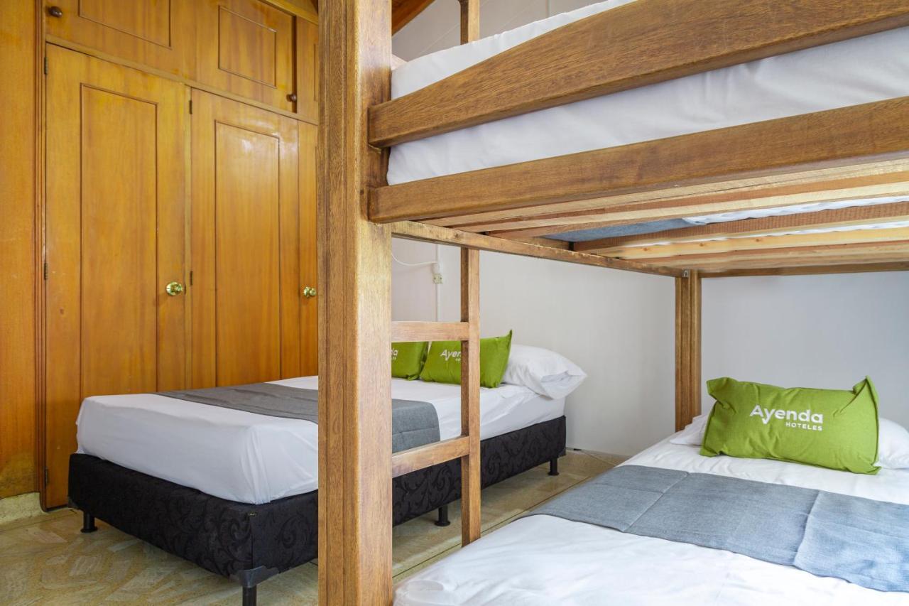Hotel Boutique Laureles Home - Ayenda 1258 (Adults Only) Medellín Kültér fotó