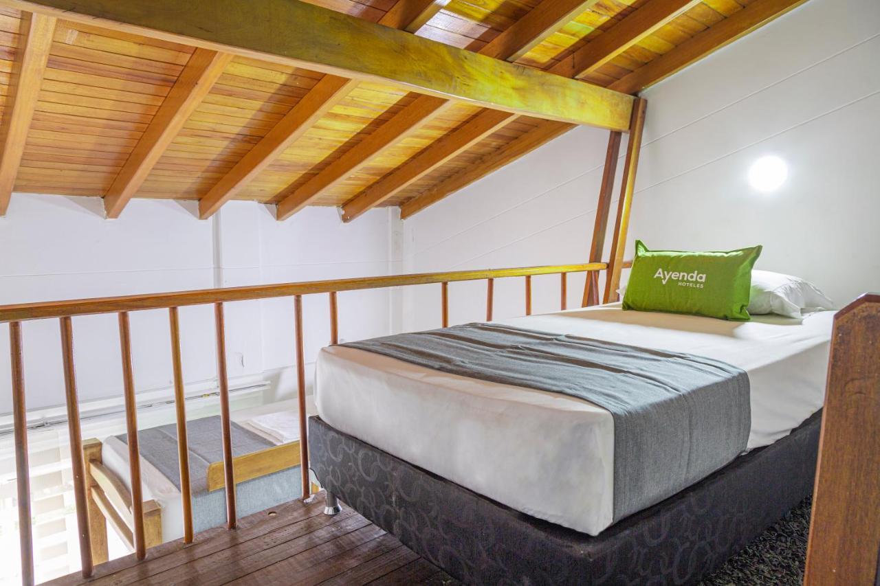 Hotel Boutique Laureles Home - Ayenda 1258 (Adults Only) Medellín Kültér fotó