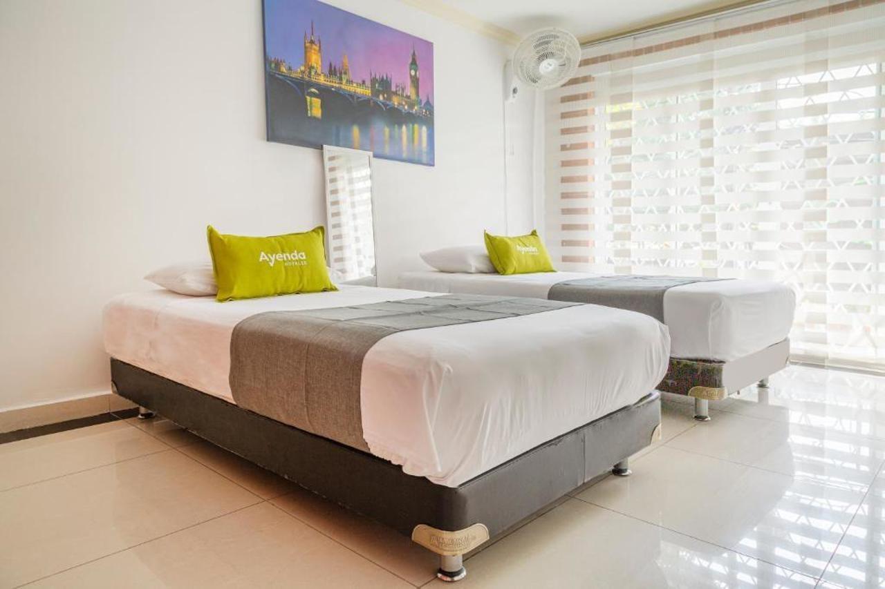 Hotel Boutique Laureles Home - Ayenda 1258 (Adults Only) Medellín Kültér fotó